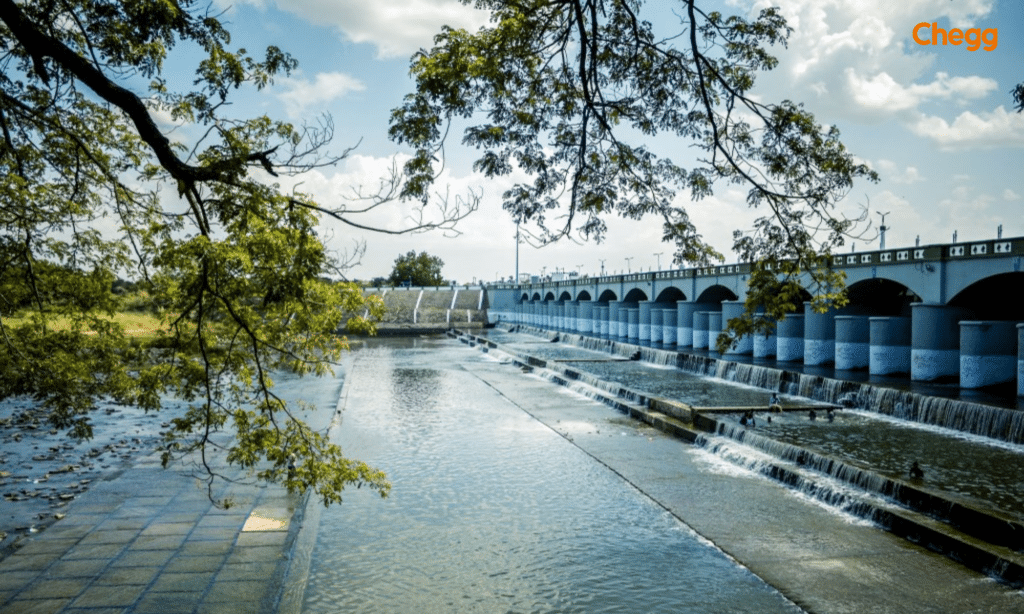 Kallanai Dam