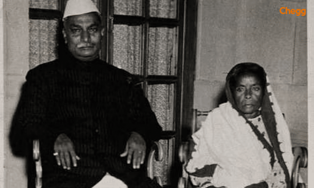 Dr. Rajendra Prasad with his wife Smt. Rajvanshi Dev